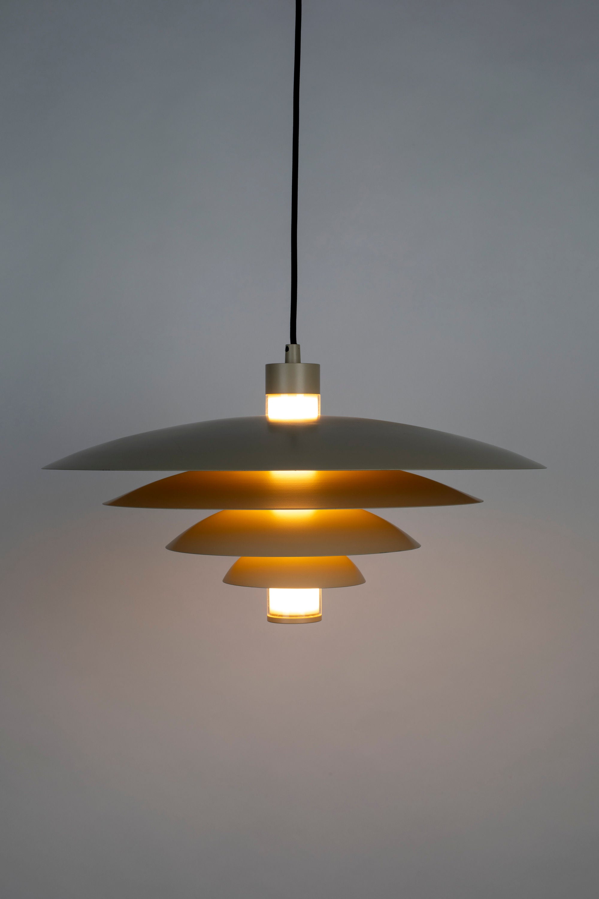 Zuiver Cole Beige Layered Pendant Lamp